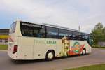 Setra 400er-Serie/678782/setra-416-hdh-von-hannes-busreisen Setra 416  HDH von HANNES Busreisen aus Wien 2018 in Krems.