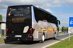 Setra 500er-Serie/507099/setra-515-hd-von-scenic-tours Setra 515 HD von Scenic Tours aus der SK in Krems gesehen.
