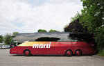 Setra 516 HD von Marti Reisen aus der Schweiz in Krems gesehen.
