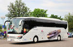 Setra 515 HD von Zwlfer Reisen aus Niedersterreich in Krems gesehen.