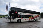 Van Hool T9xx/538917/van-hool-bistro-bus-von-tieber Van Hool 'Bistro Bus' von Tieber Reisen/Reisebro aus sterreich in Krems gesehen.