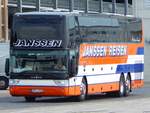 Van Hool TX18 von Janssen Reisen aus Deutschland im Stadthafen Sassnitz.