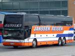 van-hool-txxx/647179/van-hool-tx18-von-janssen-reisen Van Hool TX18 von Janssen Reisen aus Deutschland im Stadthafen Sassnitz 