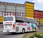 Nachschuss auf den VOLVO 9700 von PILS Reisen/sterreich im Juli 2013 in Krems unterwegs.