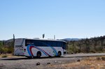 Volvo sonstige/490270/volvo-bus-fuer-touristen-auf-der Volvo Bus fr Touristen auf der Route Nr.1 in der Baja California Sur in Mexico gesehen,Mrz 2016