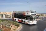 KingLong Sightseeing Bus unterwegs in der Nhe von Sliema auf Malta am 15.5.2014.