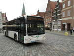 mercedes-benz-citaro-ii-facelift/755708/kvg---mercedes-citaro-befaehrt-den KVG - Mercedes Citaro befährt den grossen Platz in der Innenstadt von Lüneburg am 29.8.21
