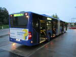 mercedes-benz-citaro-ii-facelift/793286/vzo---mercedes-citaro-nr-311 VZO - Mercedes Citaro Nr. 311 (ex Nr. 111) an der Haltestelle beim Bahnhof Feldbach am 29.9.22. Obwohl die neuen Gelenkbusse, welche die Busse von 2008 ersetzen sollen, bereits vor einem Jahr abgeliefert wurden ist der ehemalige Wagen Nr. 111 momentan noch weiterhin unterwegs.