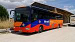 Dieser Irisbus Crossway von STD Gard war am 29. Juni 2013 auf einem Busparkplatz in Aigues-Mortes in der Camargue in Sdfrankreich abgestellt.