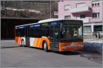 Ein Bus der   Auto AG Uri  wartet in Gschenen auf die Fahrt nach Flelen.
21. Mrz 2014