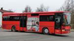 Wie mehrere Busse seiner Flotte hat Hinmüller Reisen aus Oberflossing bei Polling diesen Setra S 315 UL im Design der RVO / DB Oberbayernbus gestaltet und mit einer Werbefolie der Jugendfeuerwehr