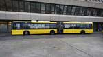 berlin-berliner-verkehrsbetriebe-bvg/541759/txl-linie-dieser-scania-mit-verschiedenen .....TXL Linie dieser Scania mit verschiedenen Sprchen auf den Bussen
