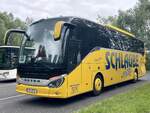 Setra 500er-Serie/905729/setra-515-hd-von-schlaube-aus Setra 515 HD von Schlaube aus Deutschland in Plau am See.
