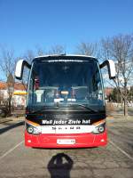 Frontansicht des neuen SETRA 515 HD von BLAGUSS Busreisen/Wien am 15.1.2014 in Krems gesehen.