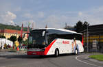 Setra 515 HD von Blaguss aus Wien in Krems unterwegs.