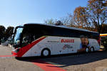 Setra 517 HD  Rolli Tours  von Blaguss Reisen aus Wien in Krems.