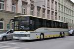 Postbus Mercedes Integro O550 ÜL  BD 13447  auf der Linie 470 in Graz, Neutorgasse.