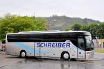 Setra 415 GT-HD von Schreiber Reisen aus sterreich im Mai 2014 in Krems gesehen.