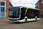 Moin Felix,

das ist der neue E-Bus für die RSAG,und die weiß/blauen sind Diesel :-)


