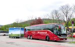Setra 516 HD mit Radanhnger von Weiermair Reisen aus sterreich in Krems.
