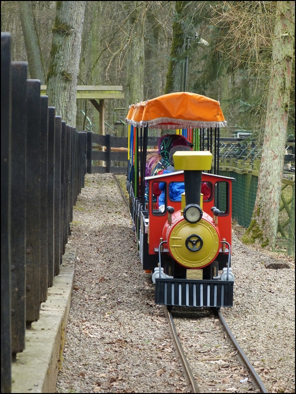 . Parc Merveilleux Bettembourg - Petit train. 05.04.2013 (Jeanny)