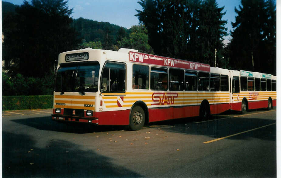 (013'115) - SAT Thun - Nr. 30/BE 419'030 - Volvo/R&J am 26. September 1995 bei der Schifflndte Thun