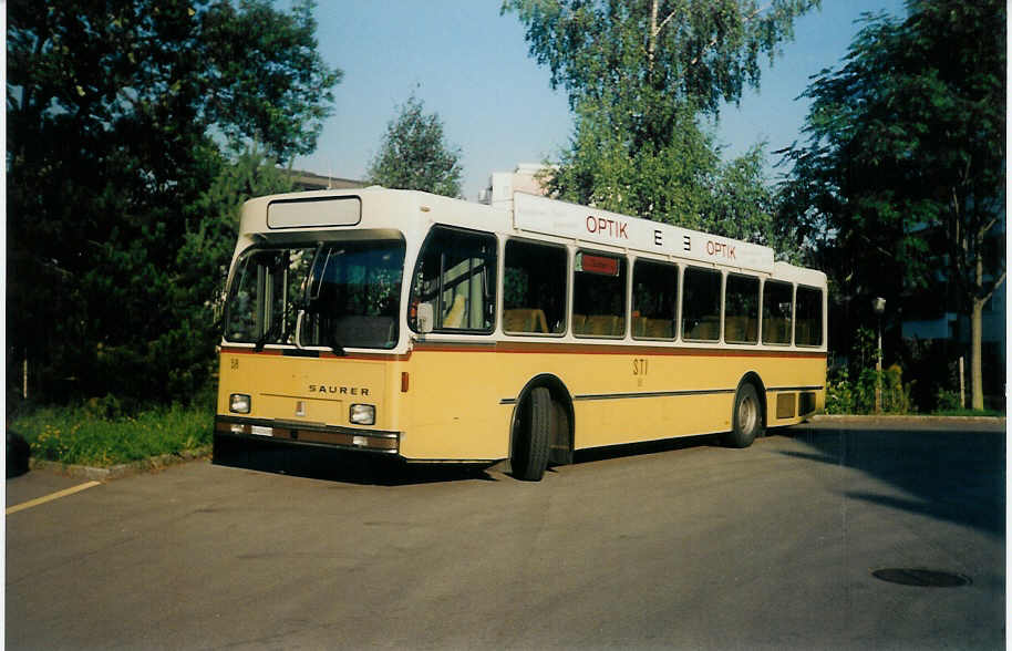 (015'031) - STI Thun - Nr. 58/BE 413'458 - Saurer/R&J am 10. September 1996 in Thun, Garage