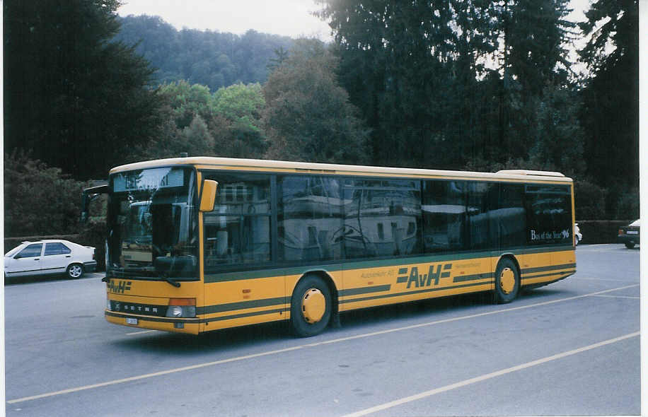 (025'732) - AvH Heimenschwand - Nr. 9/BE 36'720 - Setra am 27. August 1998 bei der Schifflndte Thun