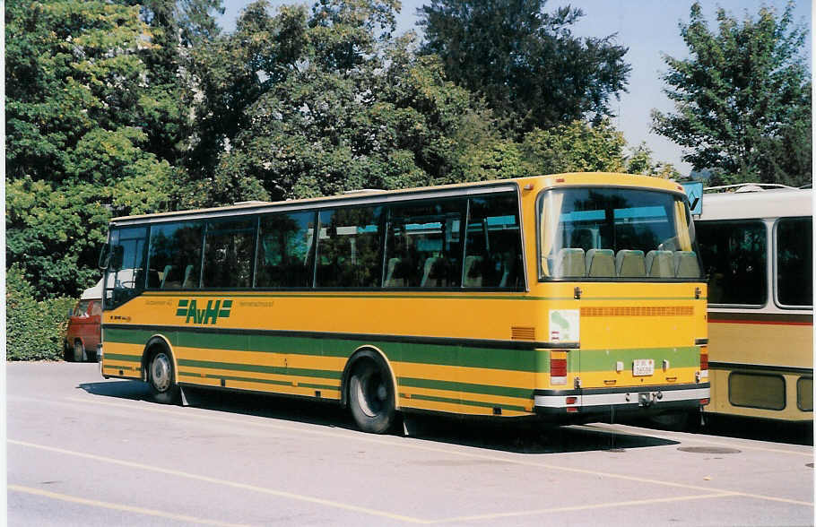 (026'212) - AvH Heimenschwand - Nr. 3/BE 26'509 - Setra (ex AGS Sigriswil Nr. 1) am 24. September 1998 bei der Schifflndte Thun