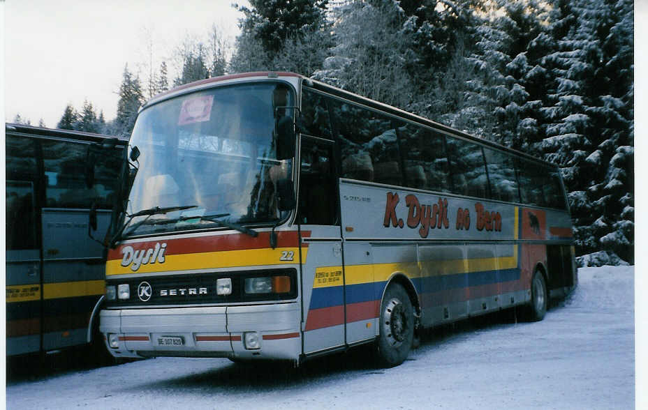 (029'015) - Dysli, Bern - Nr. 22/BE 107'820 - Setra am 12. Januar 1999 in Adelboden, Unter dem Birg