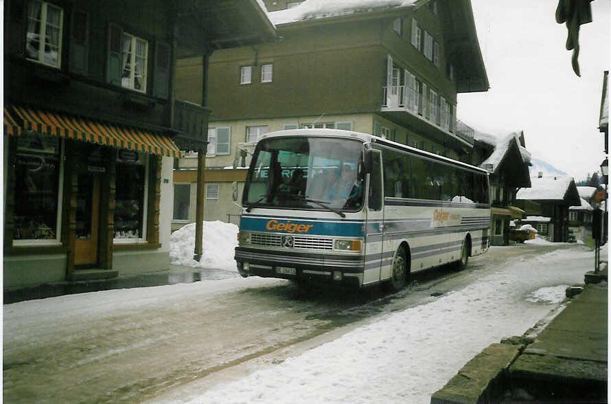 (029'531) - Geiger, Adelboden - Nr. 22/BE 26'616 - Setra am 28. Februar 1999 in Adelboden, Dorfstrasse