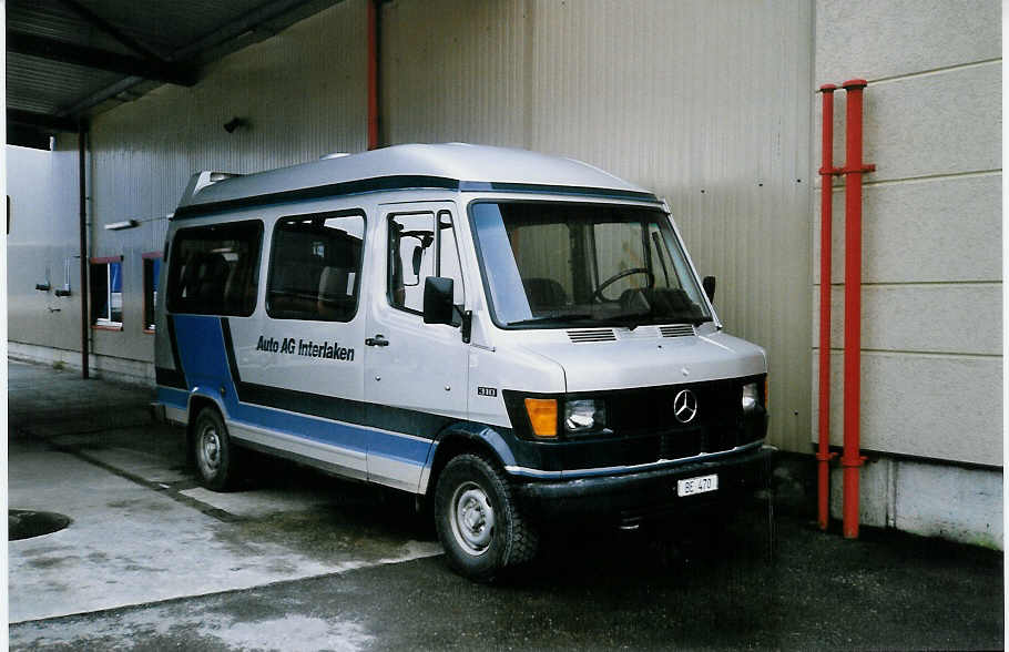 (030'002) - AAGI Interlaken - Nr. 26/BE 470 - Mercedes am 6. Mrz 1999 in Interlaken, Garage