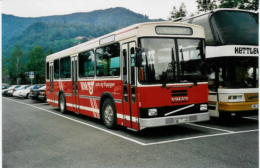 (036'709) - AAGK Koppigen - Nr. 3/BE 371'486 - Volvo/Lauber am 4. September 1999 in Thun, Seestrasse