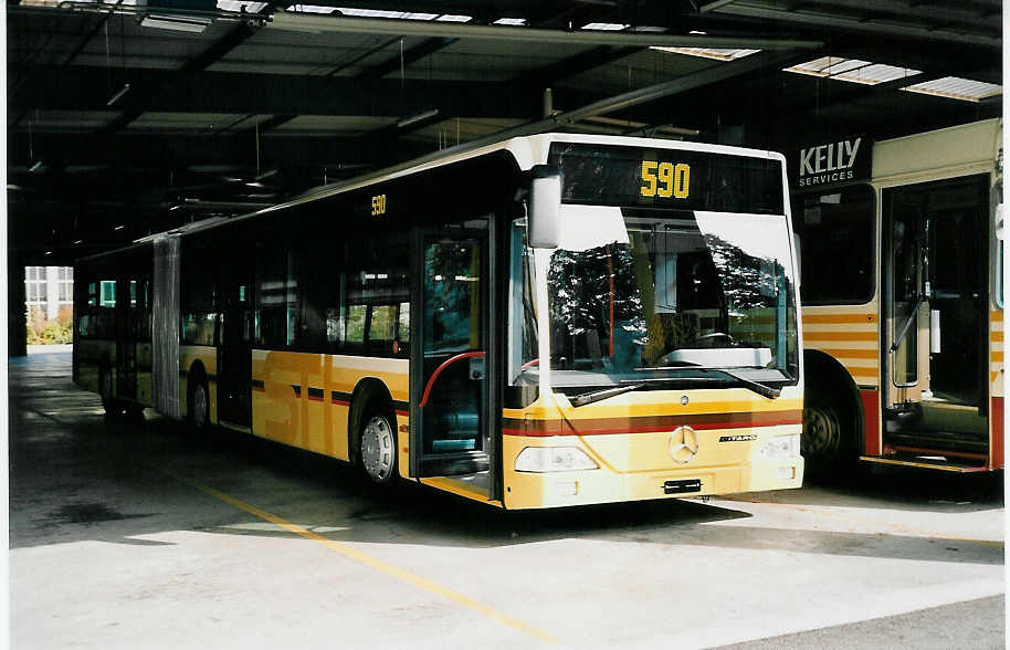 (037'317) - STI Thun - Nr. 75 - Mercedes am 14. Oktober 1999 in Thun, Garage