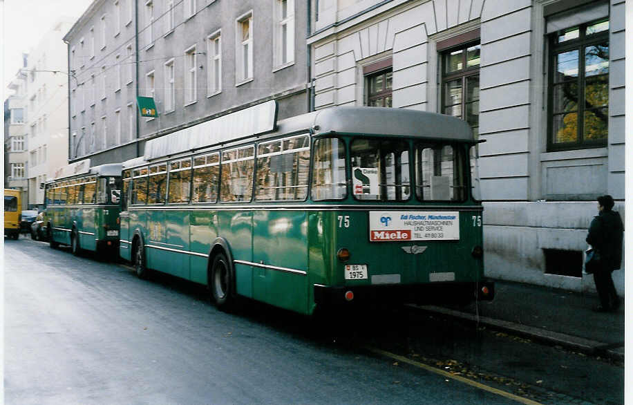 (037'513) - BVB Basel - Nr. 75/BS 1975 - FBW/FHS am 1. November 1999 in Basel, Claragraben