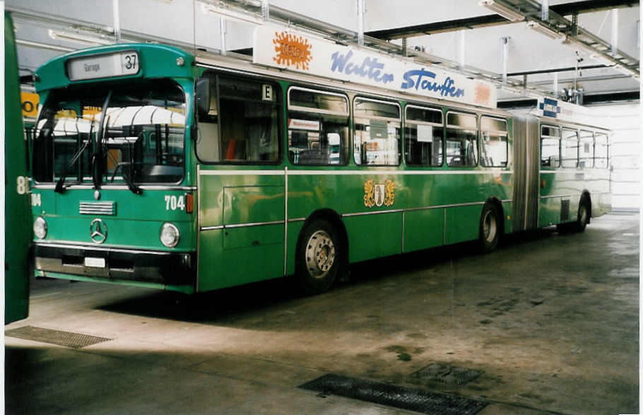 (037'520) - BVB Basel - Nr. 704/BS 3204 - Mercedes am 1. November 1999 in Basel, Garage Rankstrasse