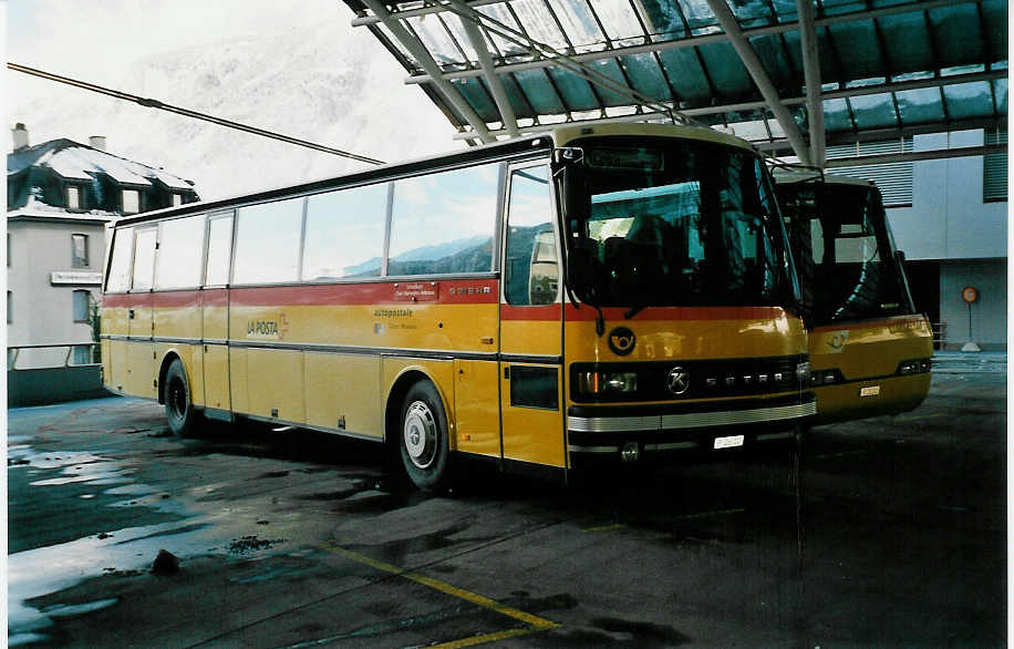 (038'605) - PTT-Regie - P 26'010 - Setra am 1. Januar 2000 in Chur, Postautostation