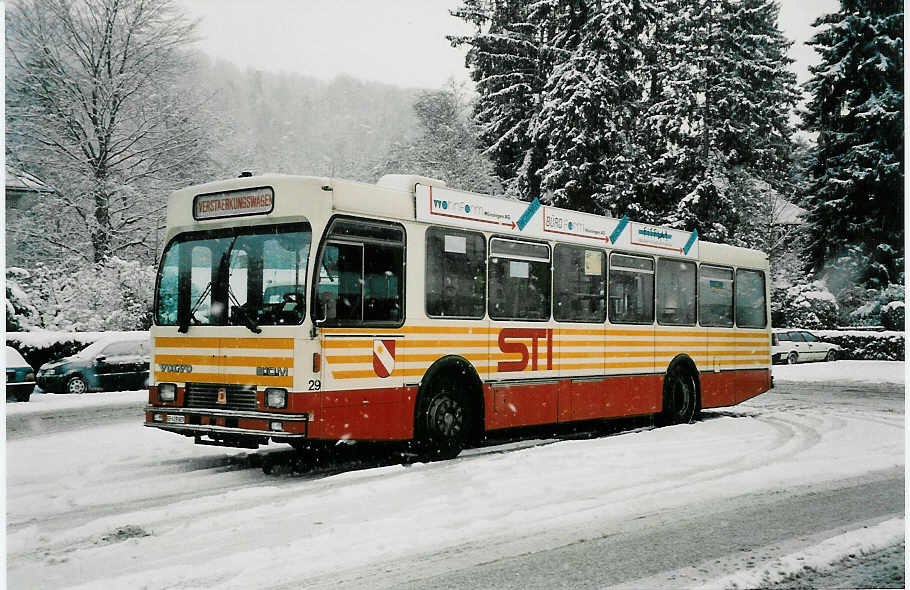 (038'827) - STI Thun - Nr. 29/BE 419'029 - Volvo/R&J (ex SAT Thun Nr. 29) am 24. Januar 2000 bei der Schifflndte Thun