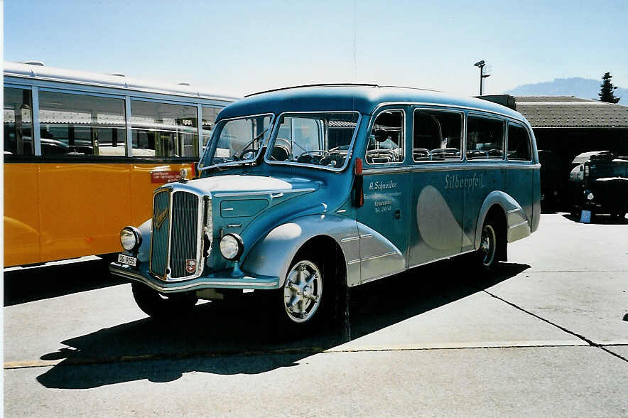 (041'018) - Schneider, Ermenswil - SG 9155 - Saurer/Lauber am 18. Juni 2000 in Hinwil, AMP