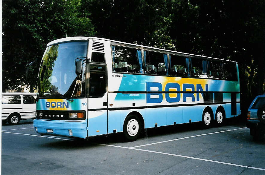 (049'227) - Born, Olten - Nr. 10/AG 14'041 - Setra am 22. August 2001 in Thun, Grabengut