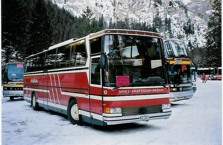 (051'427) - ASKA Aeschi - Nr. 10/BE 26'721 - Drgmller am 6. Januar 2002 in Adelboden, Unter dem Birg