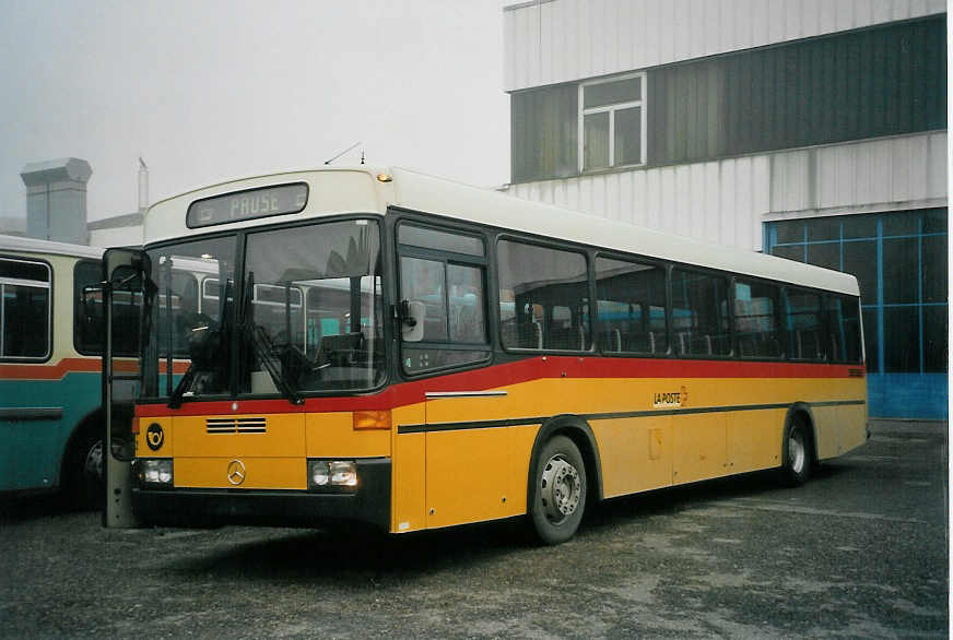 (057'903) - PTT-Regie - P 25'310 - Mercedes/R&J am 27. Dezember 2002 in Biel, BTR