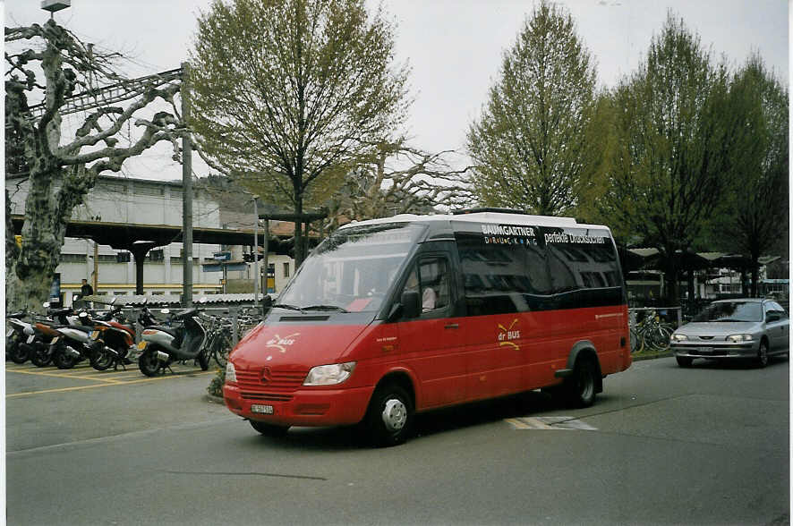 (066'533) - AAGK Koppigen - Nr. 14/BE 567'514 - Mercedes/Auwrter am 19. April 2004 beim Bahnhof Burgdorf