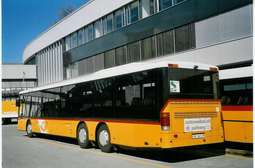 (067'610) - AVA Aarberg - Nr. 3/BE 26'613 - Setra am 17. Mai 2004 in Bern, Postautostation