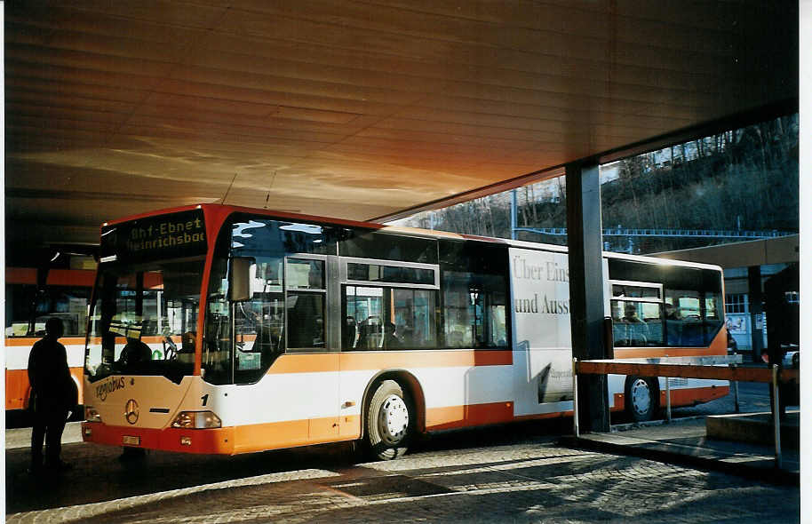 (073'817) - VBH Herisau - Nr. 1/AR 20'557 - Mercedes am 8. Januar 2005 beim Bahnhof Herisau