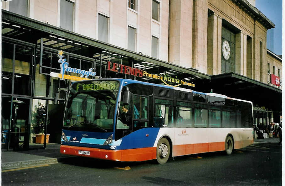 (074'832) - Aus Frankreich: TPG Genve (France) - Nr. 497/9812 XA 01 - Van Hool am 24. Februar 2005 beim Bahnhof Genve