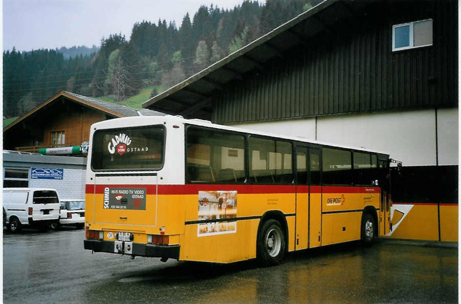 (076'601) - Kbli, Gstaad - BE 107'055 - NAW/R&J (ex Perreten, Lauenen) am 16. Mai 2005 in Gstaad, Garage