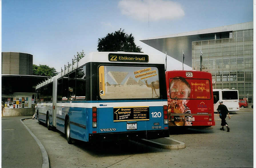 (077'822) - VBL Luzern - Nr. 120/LU 15'094 - Volvo/Hess am 18. Juni 2005 beim Bahnhof Luzern