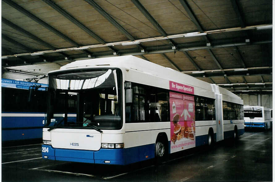 (078'506) - VBL Luzern - Nr. 204 - Hess/Hess Gelenktrolleybus am 11. Juli 2005 in Luzern, Depot