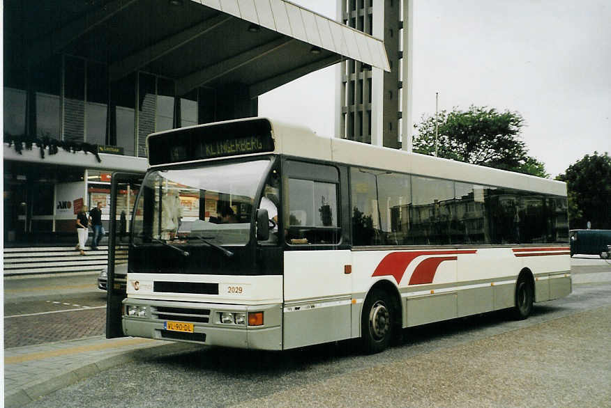 (078'923) - Hermes, Kampen - Nr. 2029/VL-90-DL - ??? am 21. Juli 2005 beim Bahnhof Venlo